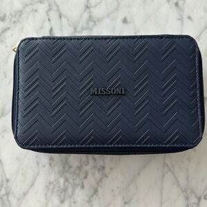 Delta One Missoni Travel Kit - New